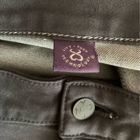 “Titanium Grey” Slim Leg “Sheri” Jeans  { NYDJ } - Picture 10 of 13